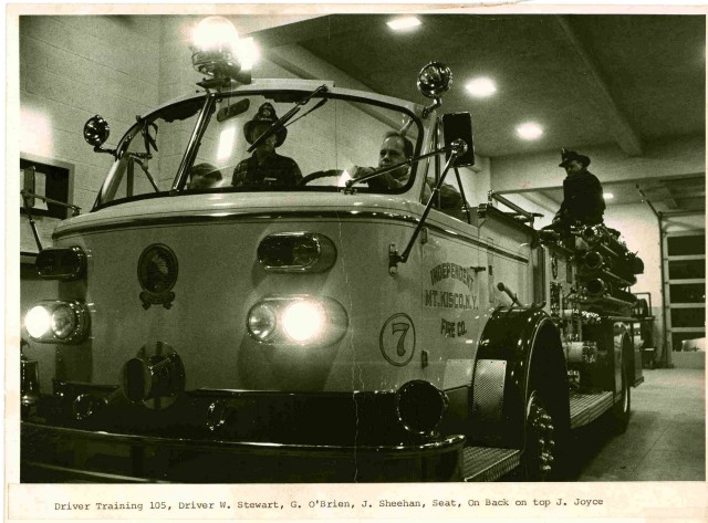 Engine 105-1969 American LaFrance 